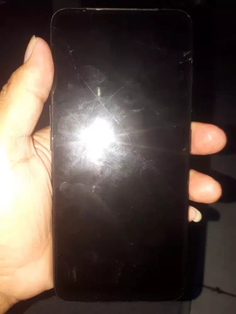 Hp murah oppo F11 Pro minus