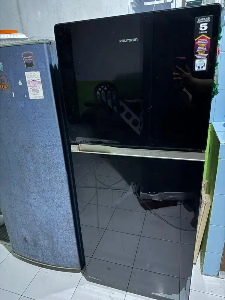 KULKAS POLYTRON 2 PINTU INVERTER
