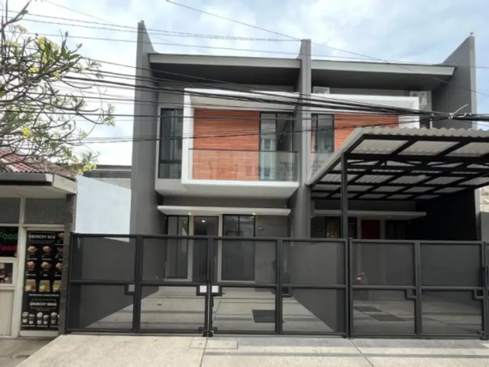 RUMAH STRATEGIS SUTOREJO PRIMA UTARA DEKAT RAYA MULYOSARI ITS