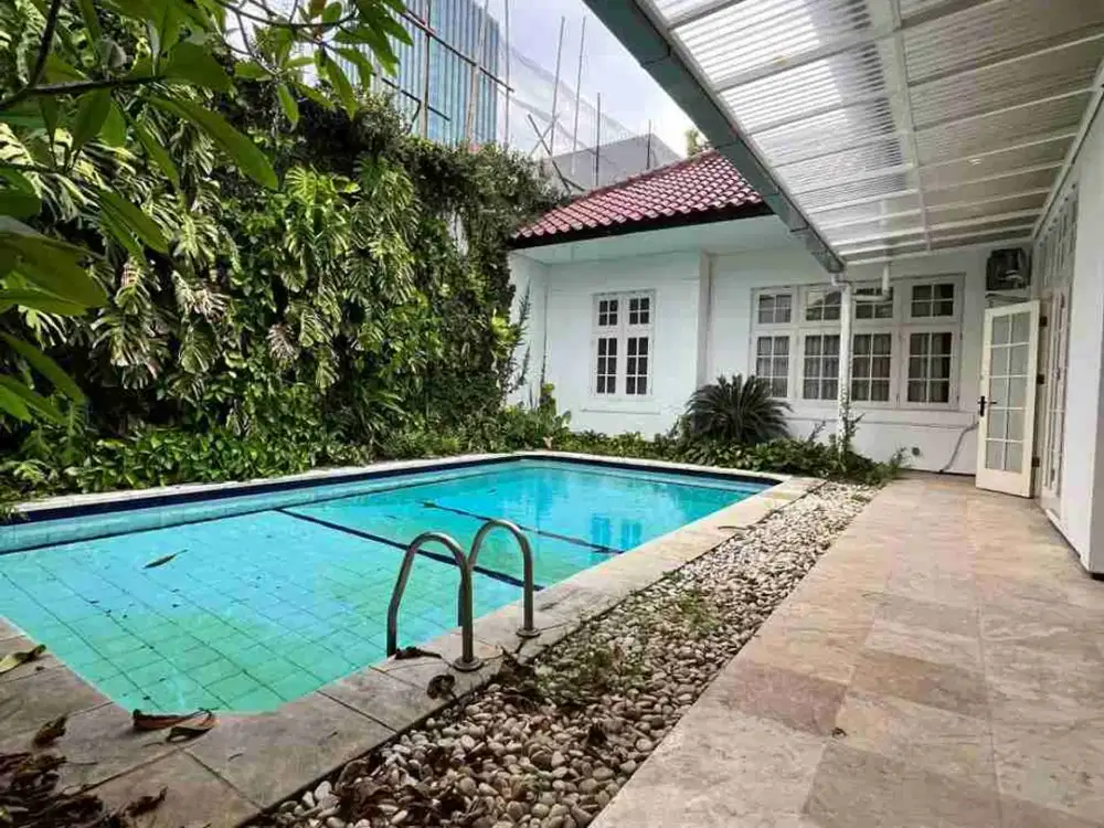 rumah kebayoran baru lokasi tenang tidak ramai