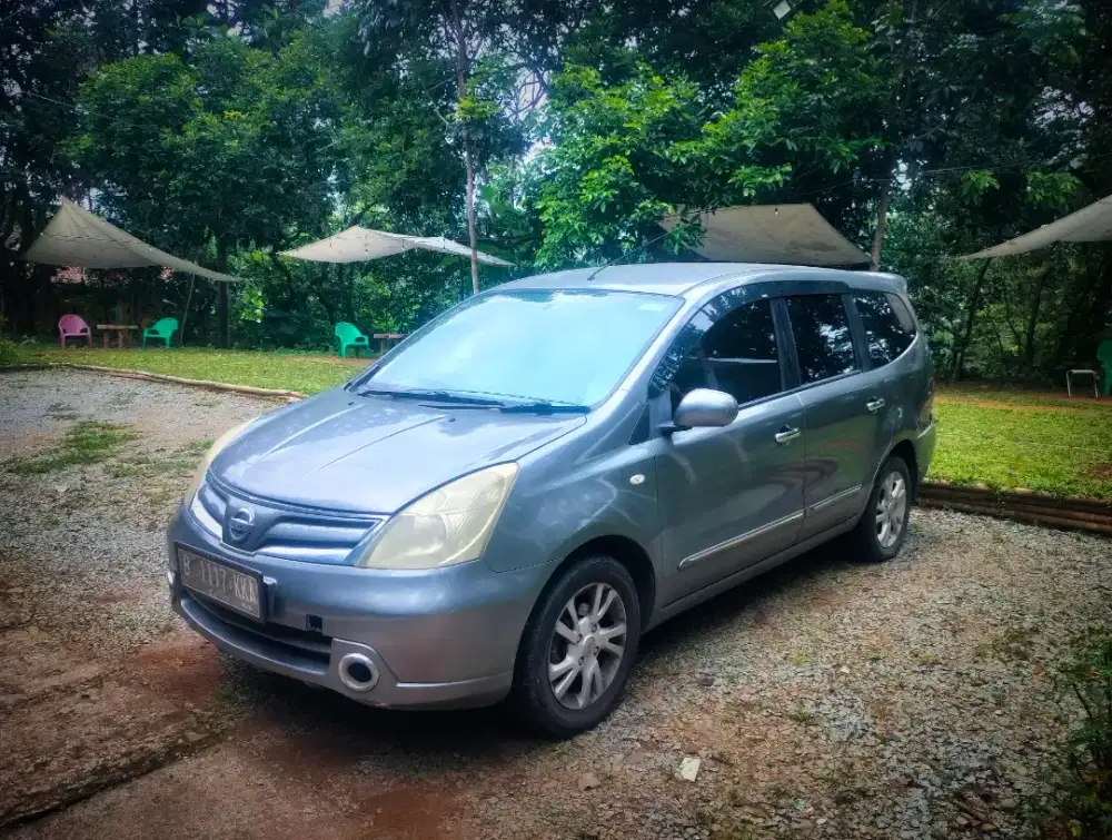 GRAND LIVINA 1.5 XV AUTOMATIC. PEMILIK PERTAMA