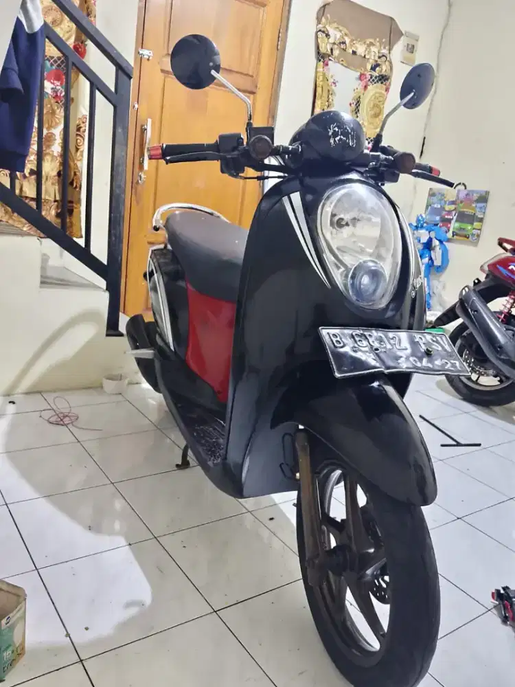 Honda scoopy 2012