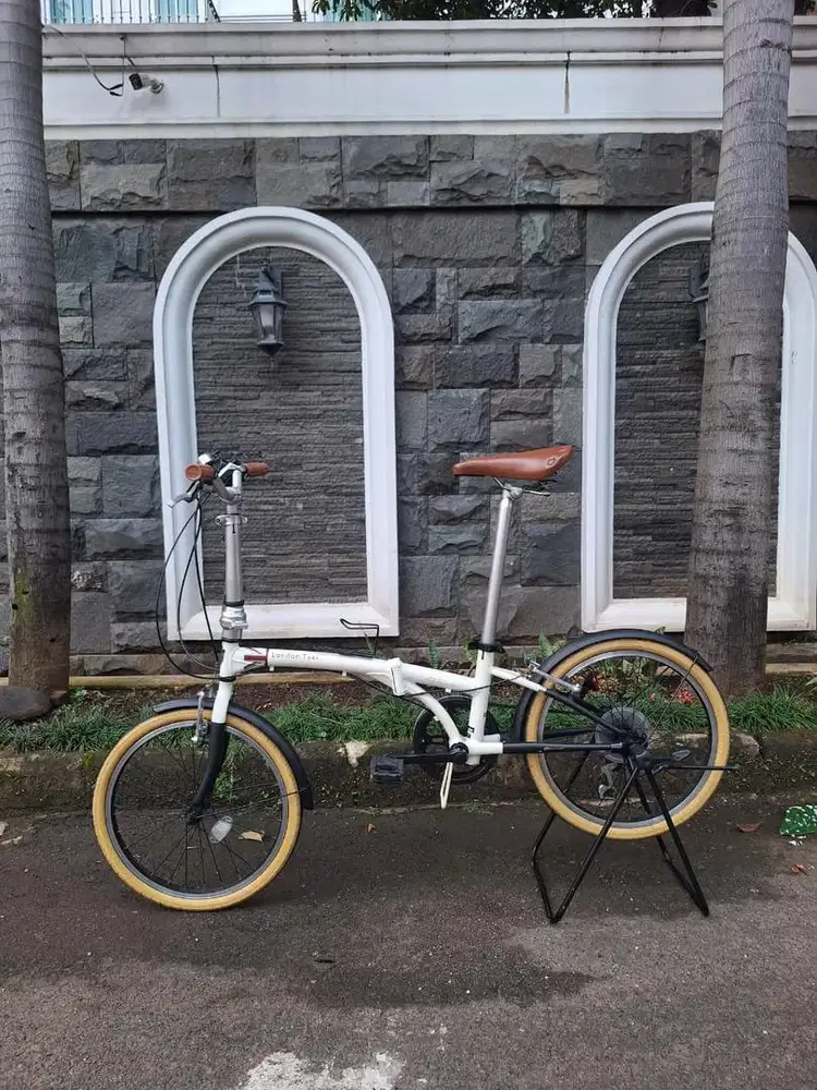 Sepeda Lipat London Taxi WHITE JOSSS !!!