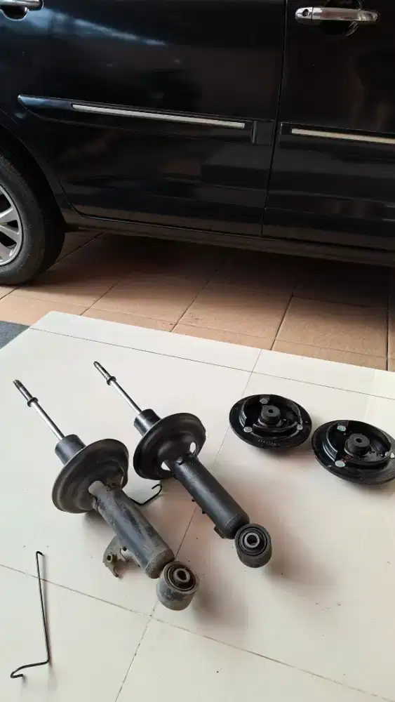 Shockbraker Innova G 2011 dam karet support