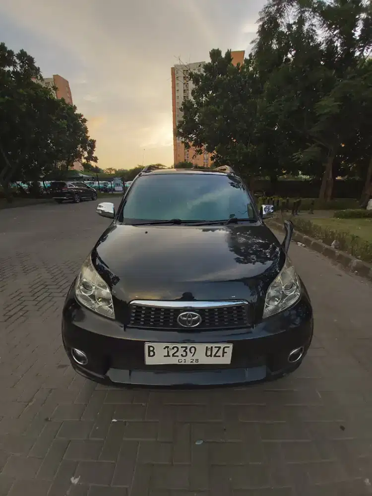 Toyota Rush type G Matic th.2012 (pemakaian 2013)