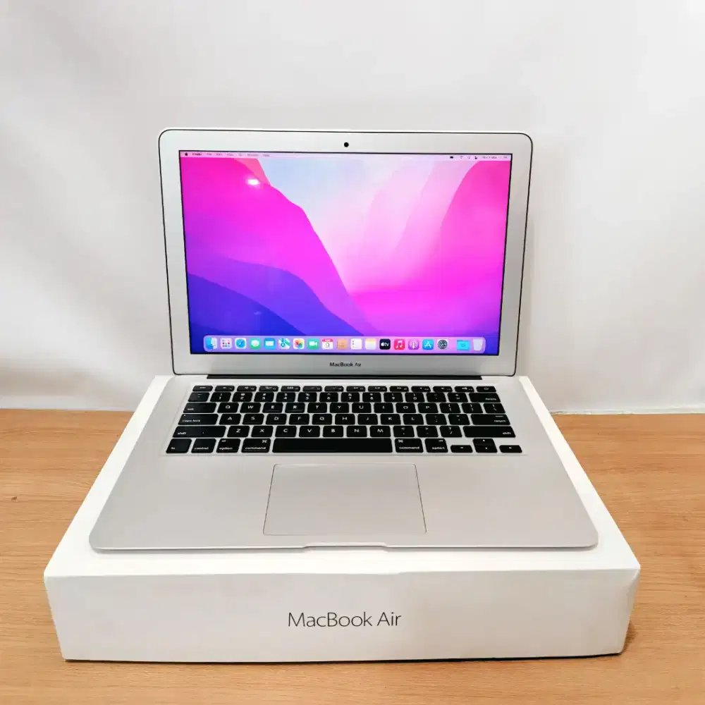 MacBook air 2017 fullset dus mulus no dent