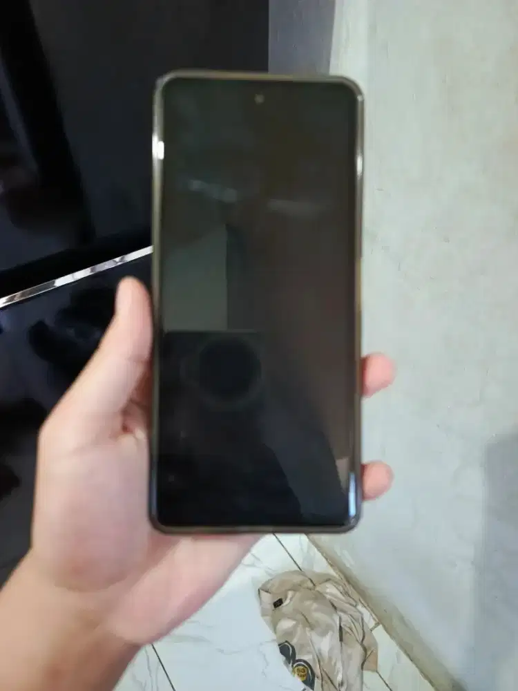 Tecno pova 5 pro 5g 8/256