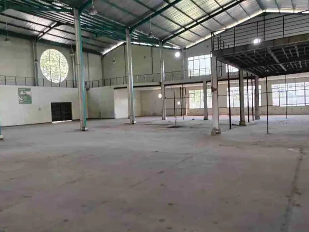 DISEWAKAN/JUAL GUDANG RUNGKUT INDUSTRI