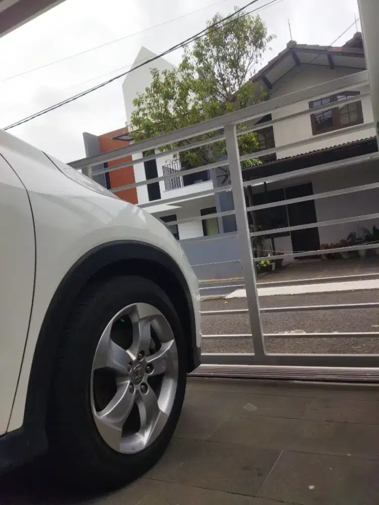 Cari pekerjaan supir pribadi