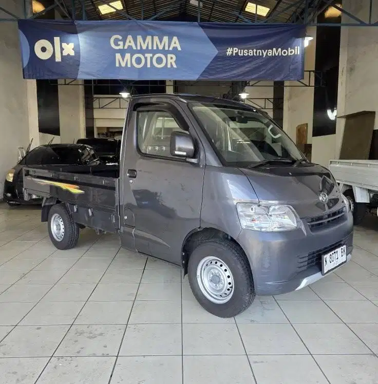 Gran Max Pick Up 1.3 Standar Bak Rata Th2024 Abu-abu Metalik Istimewa