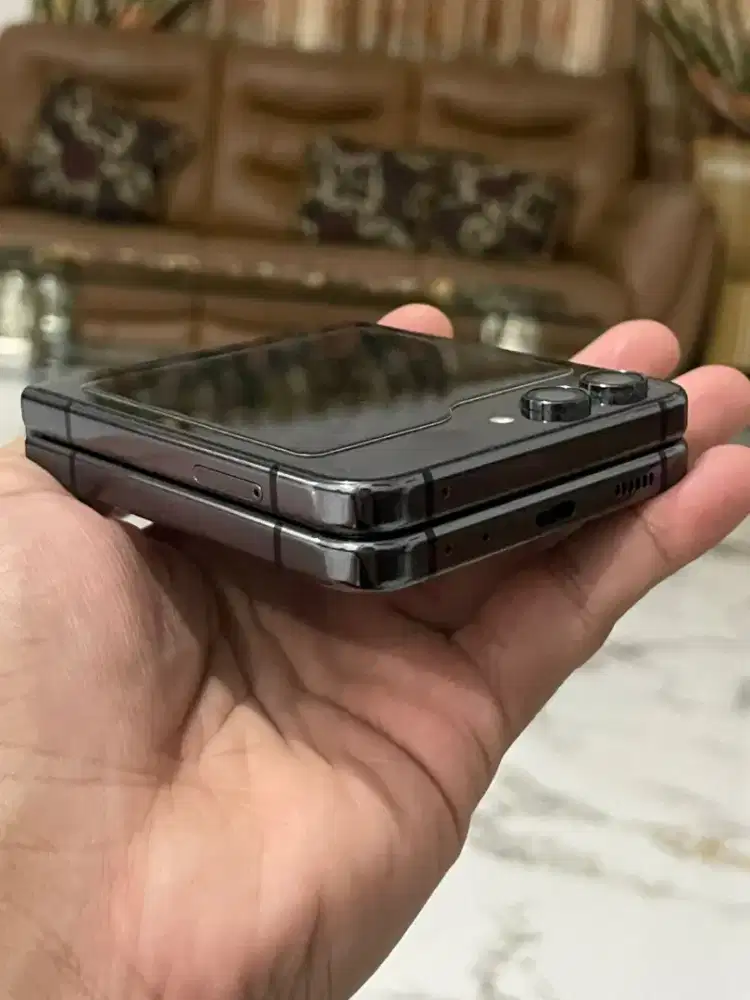 Samsung Z Flip 5 8/512 SEIN