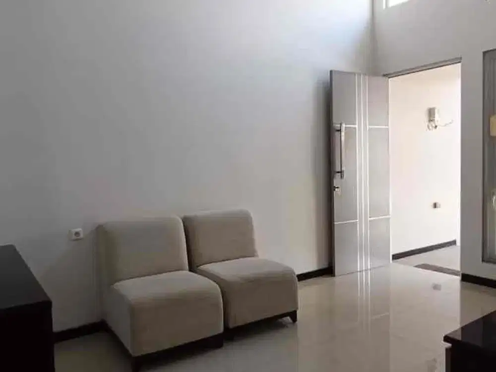 Di Sewakan Rumah Siap Huni Murah Strategis Surabaya Pakuwon City