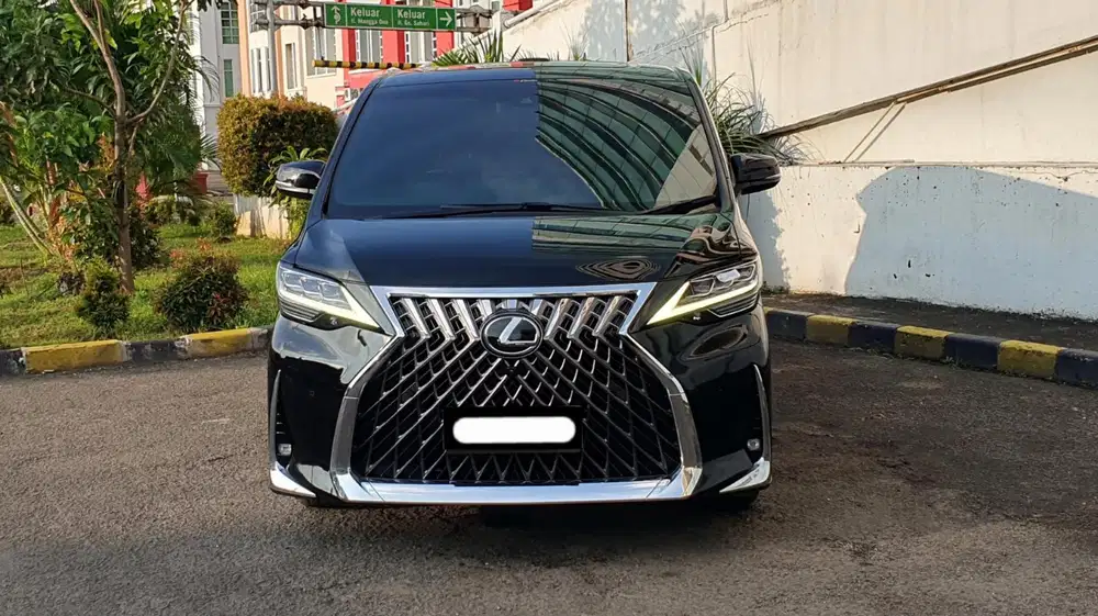 Lexus lm350 executive vip 4 seater 2020 hitam pajak panjang