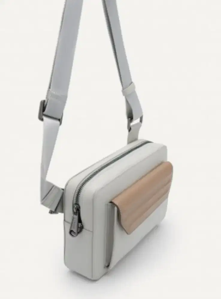 Sling Bag / Tas Selempang PEDRO