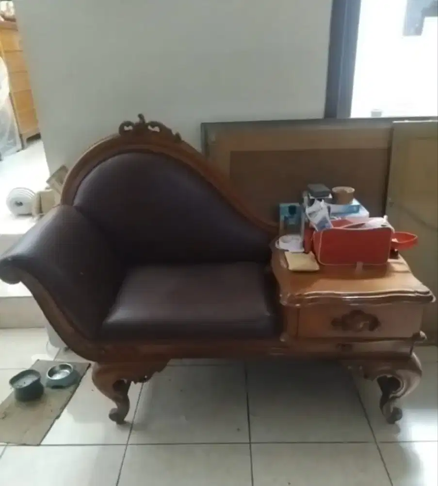 Meja Telefon Kayu Solid