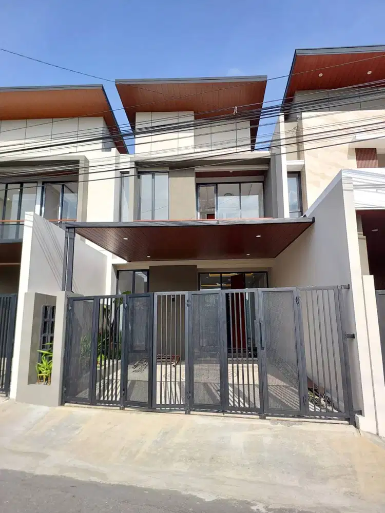 Rumah Baru Akses Mudah dekat Jalan Besi Jangkang
