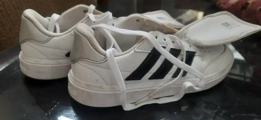 ADidas Original Size 38 pria atau Wanita