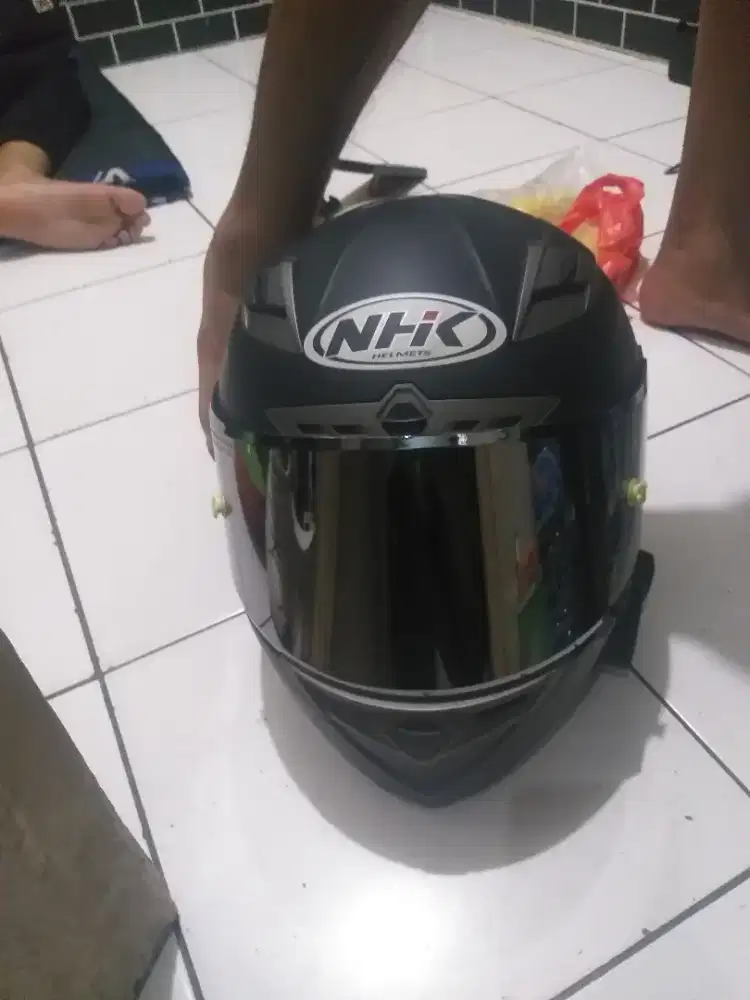 Helm full face NHK