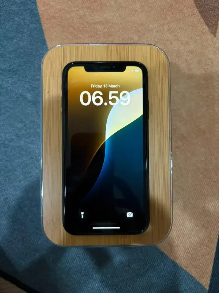 iPhone XR 64gb Black (ex. iBox)