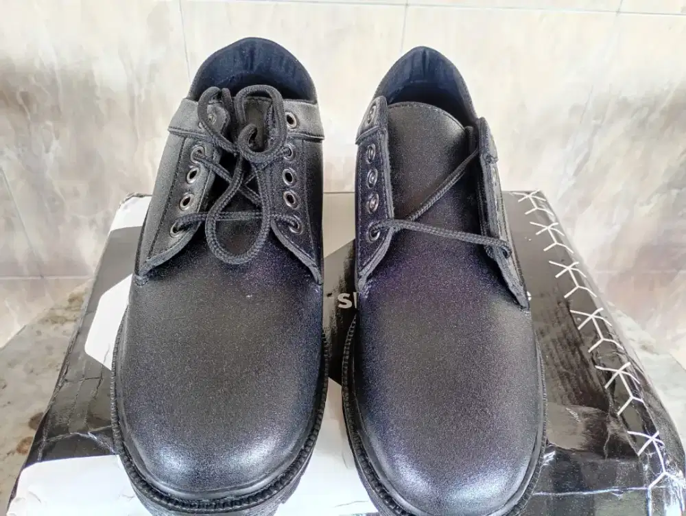 Sepatu Kerja MJC Indonesia