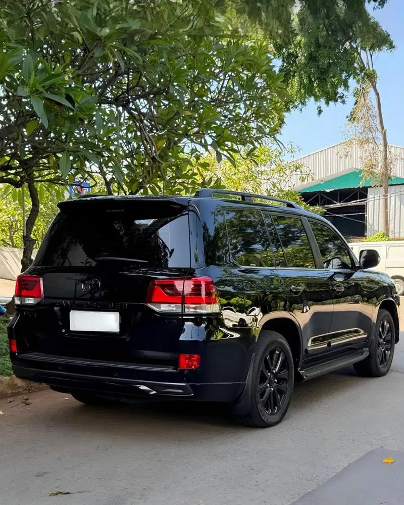 CASH MURAH LAND CRUISER DIESEL VX-R FACELIFT ATPM