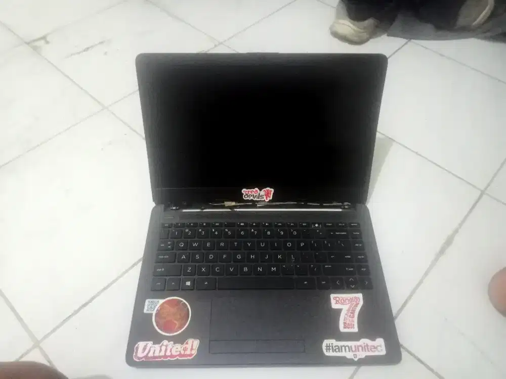 Jual Laptop Rusak untuk Kanibal