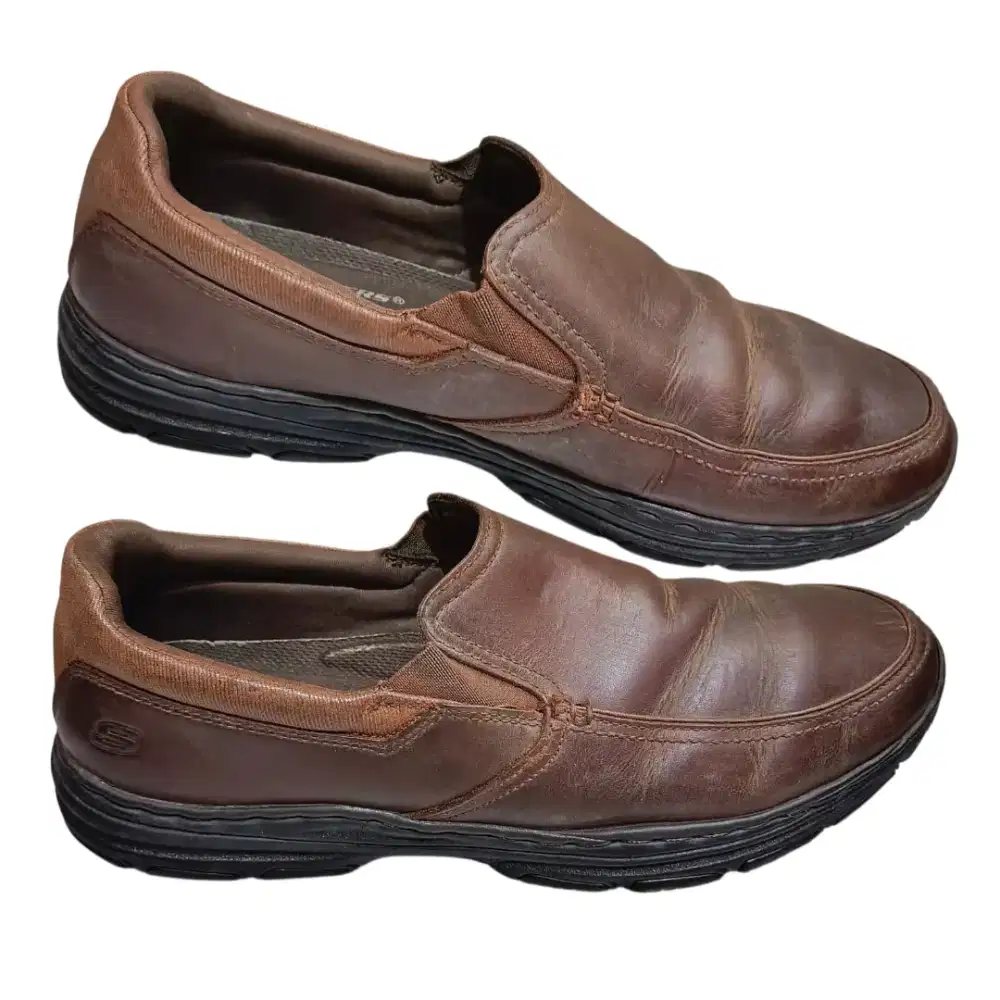 Sepatu Branded Skechers classic fit memory foam Original size 44