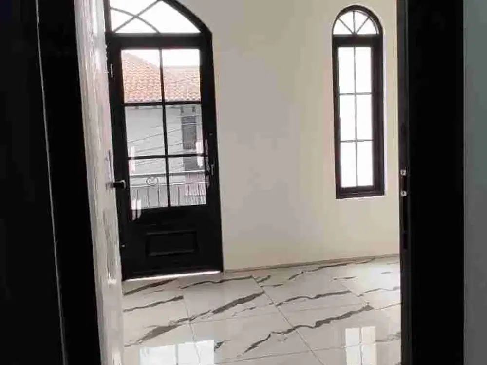 TENGAH KOTA KWALITAS BINTANG LIMA HARGA KAKI LIMA 1.9M NEGO