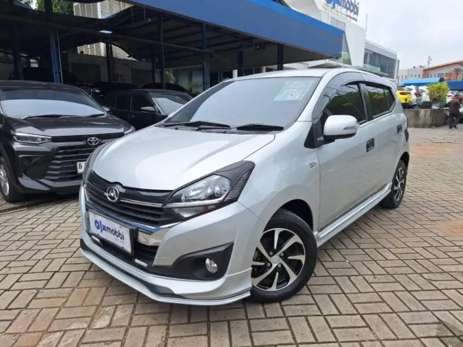 TDP 6,JT, Daihatsu Ayla 1.2 R Bensin-AT Silver 2021