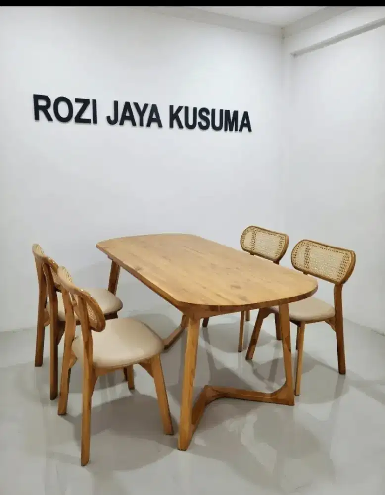 Meja makan kayu jati set meja makan