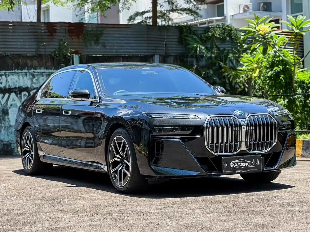 BMW 735i M-Sport 2024 7rb Miles tangan pertama harga bekas rasa baru