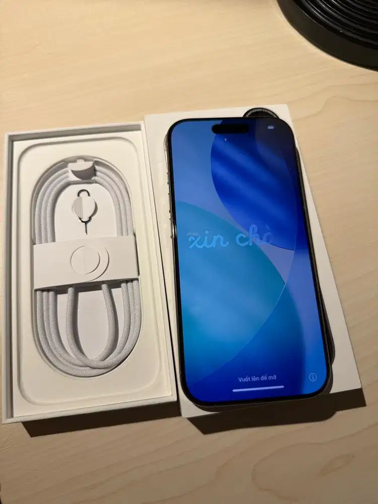 Iphone 16 pro 128GB Titanium Ibox