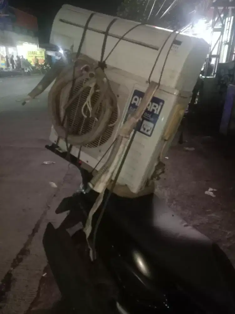 Jual beli barang bekas