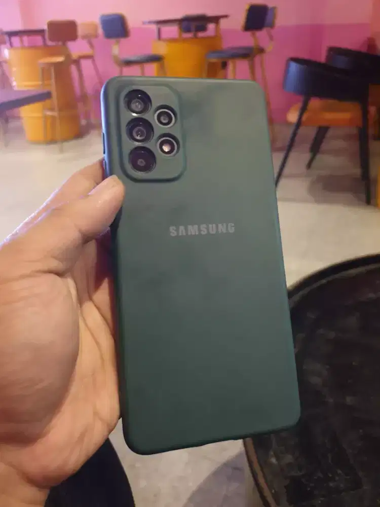 Samsung A73 8/256 hp only minus retak
Face id on