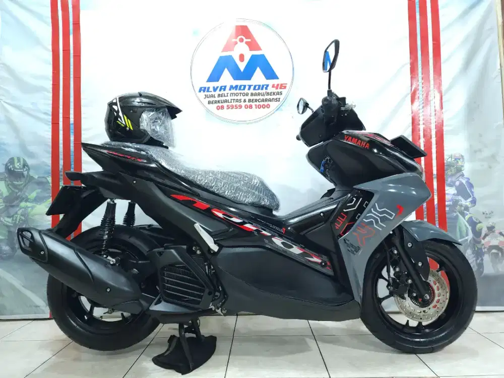 ( DP 1 JT ) YAMAHA AEROX CONNETED TH 2025 LIKE NEW KM 3RIBU CASH / TT