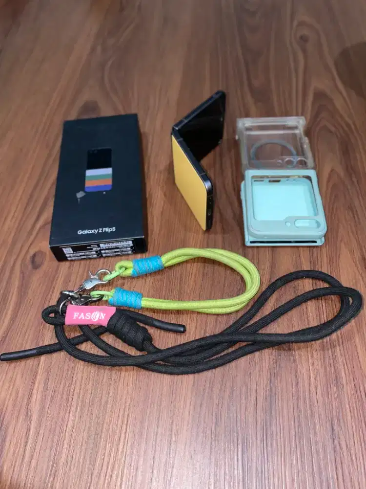 Samsung flip 5 / 512gb