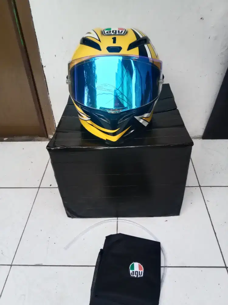 Helm AGV Pista Gpr Laguna Seca ( Clone 1:1), FRP