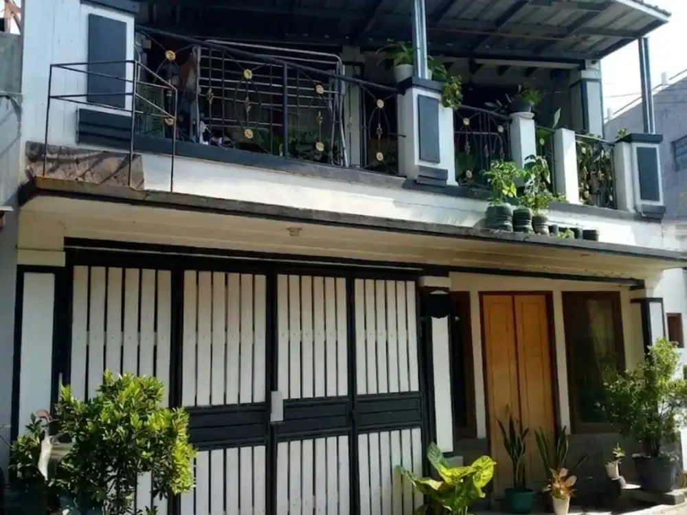 TURUN HARGA SUPER MURAH*JARANG ADA*JUAL CEPAT RUMAH 2 LANTAI SIAP HUNI DI KOMPLEK MARGACINTA