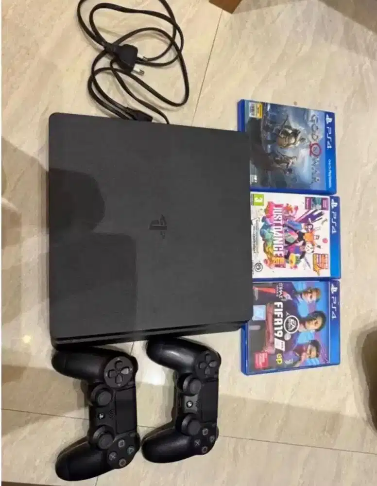 Preloved ps4 kondisi 97% like new