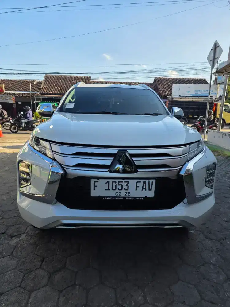 Pajero dakar ultimate 4x4 tahun 2023