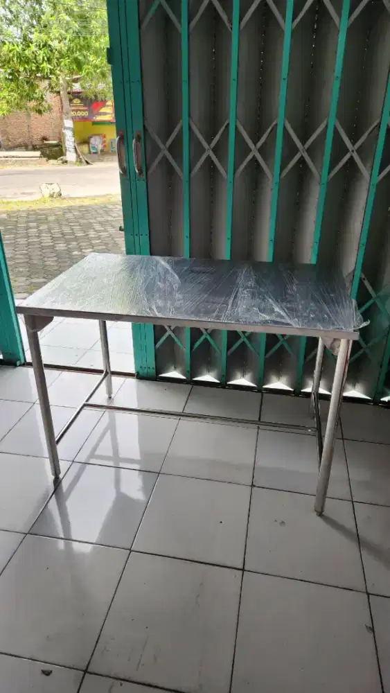 Meja stainless SUS 201