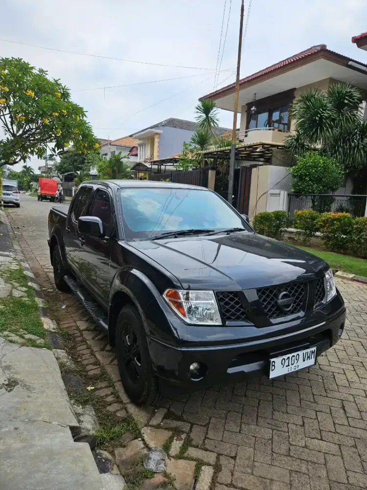 Navara LE 2.5 Manual 2007