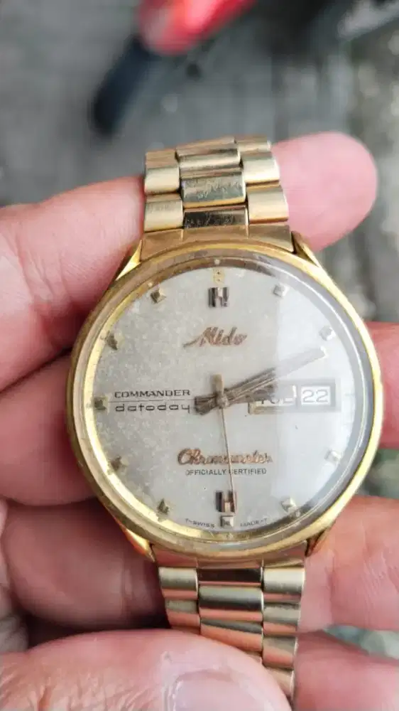 2 buah jam tangan lawas mido commander original