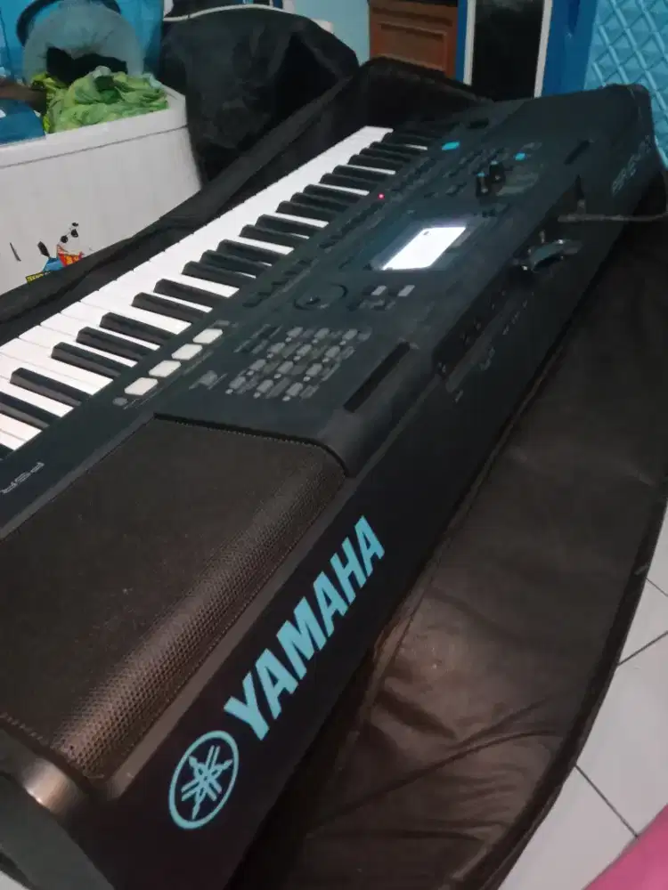 KEYBOARD YAMAHA PSR E473