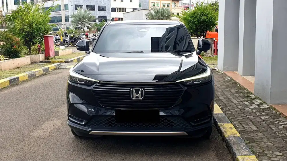 Honda HRV HR-V SE 1.5 CVT Sensing Panoramic 2024 NIK 2023 Like New