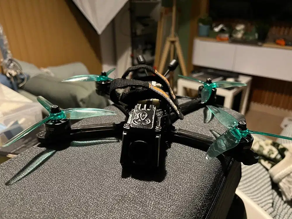 FPV DRONE DEEPSPACE 5inch vtx dji O4 pro