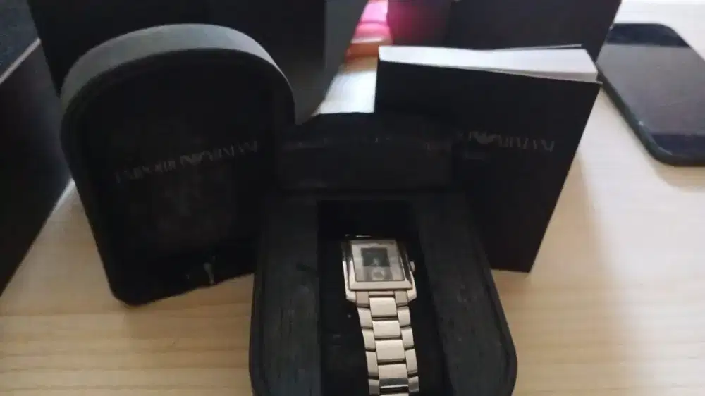Dijual jam tangan Merk Emporio Armani