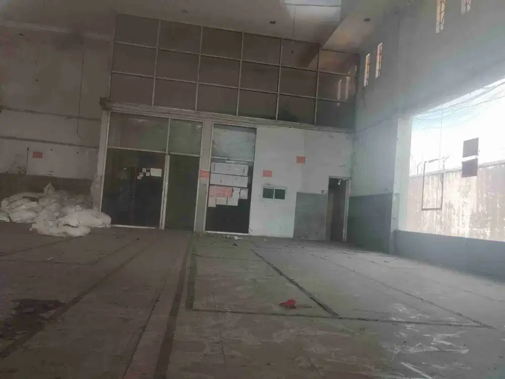 Disewakan Ruang Usaha
Mainroad Peta