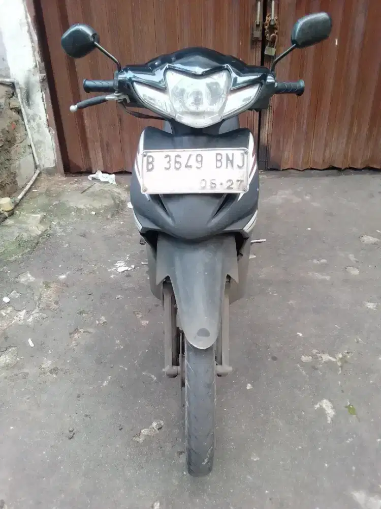 Honda Revo abs hitam2012