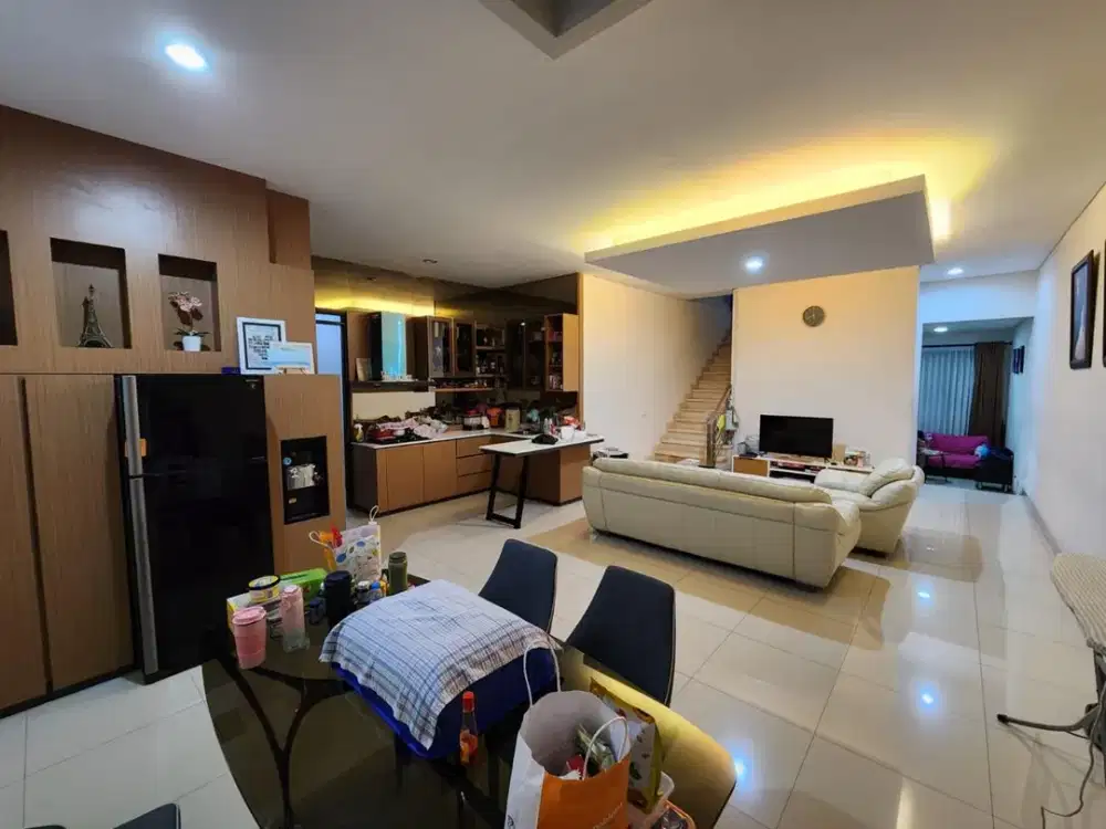 Rumah Minimalis Siap Huni di Singgasana Pradana